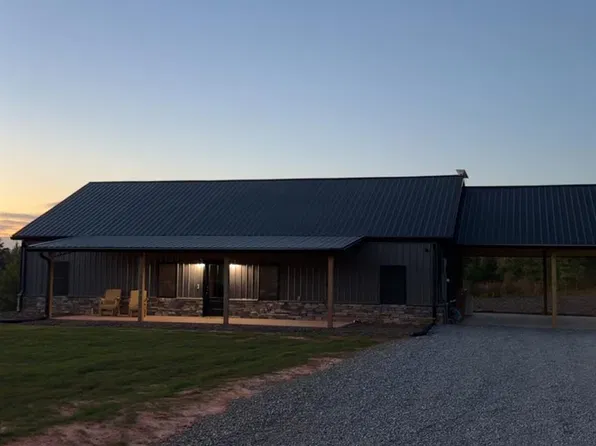 449 Jumping Deer Dr, Rutherfordton, NC 28139