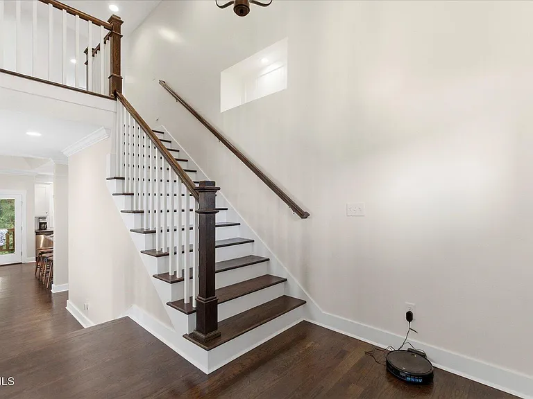 4893 Preserve Dr — Photo 30