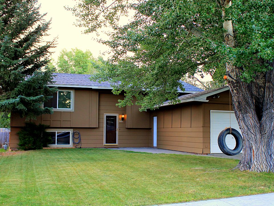 1st image of 360 Greasewood St