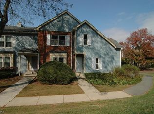 8 Barn Owl Dr, Hackettstown, NJ 07840