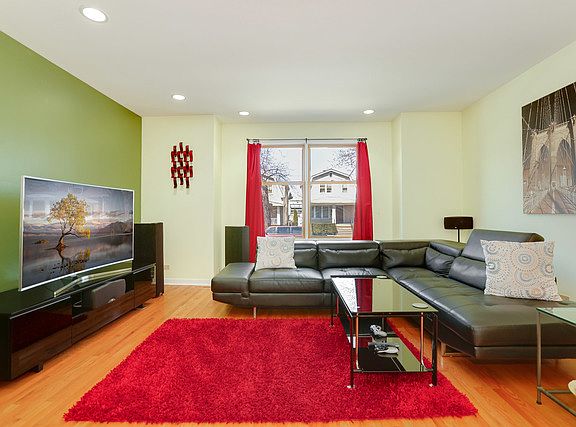 4th image of 5053 W Winnemac Ave