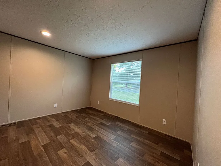 5012 Bullock Ct — Photo 17