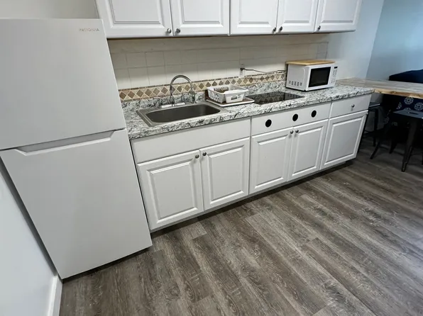 1122 Business Route Hwy #9, Rutland, VT 05701