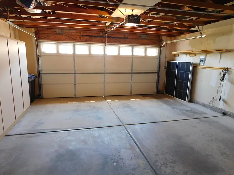 400 Opal Dr — Photo 5