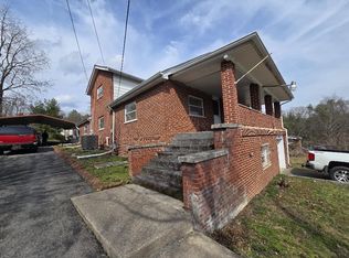 138 Celestial St, Crab Orchard, WV 25801