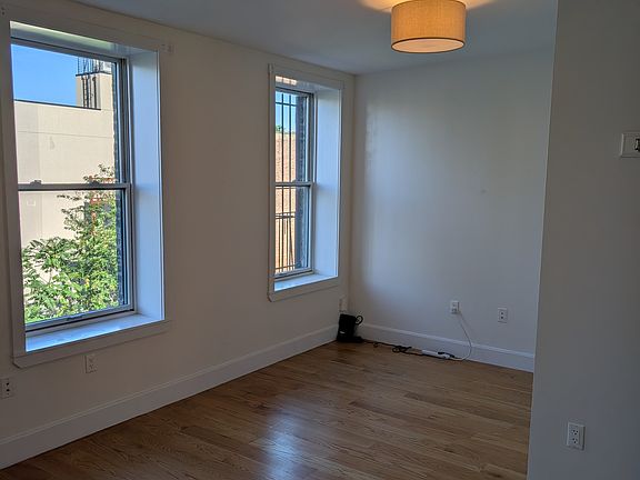 5th image of 254 Stuyvesant Ave Floor 2