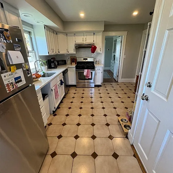 4114 Washington St #3 — Photo 9