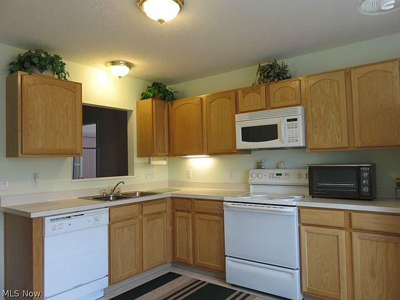 3rd image of 7169 Bentley Ct NW