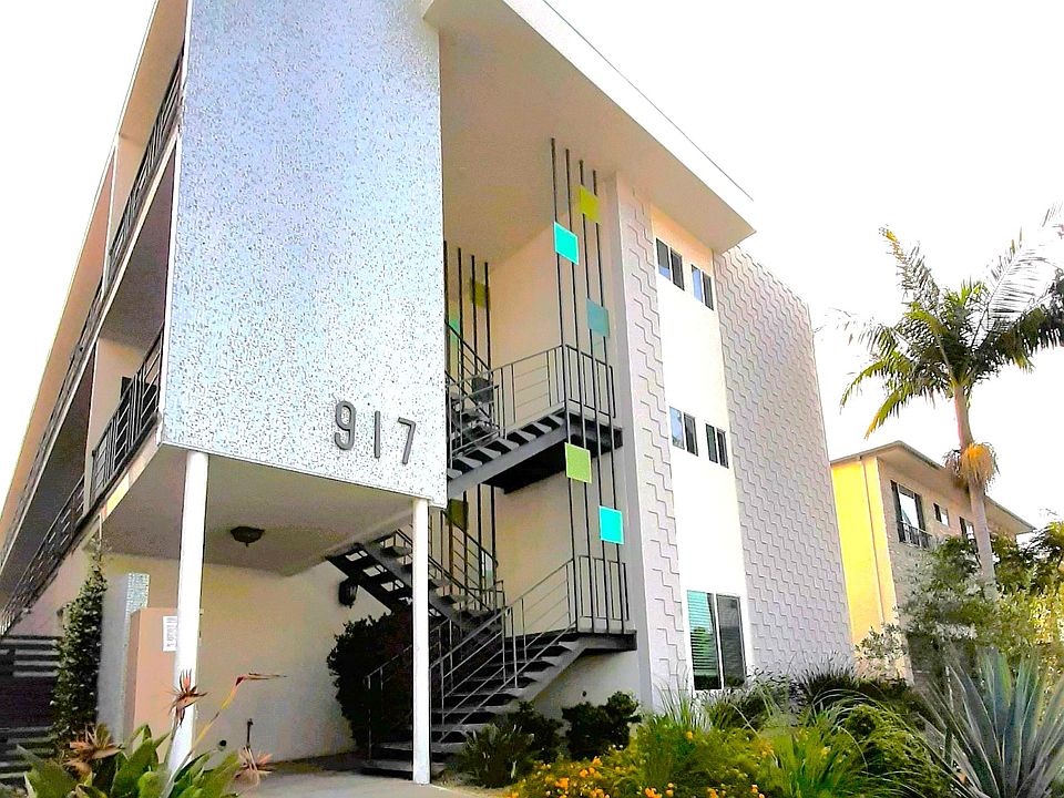 1st image of 917 6th St APT 6