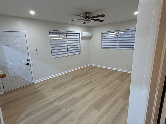 3rd image of 13135 Emerald Dr #3