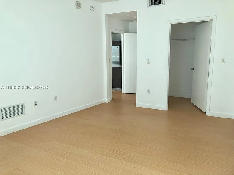 1900 N Bayshore Dr #1619 — Photo 15