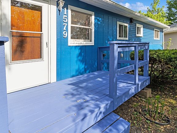 3rd image of 1579 Highland Ave