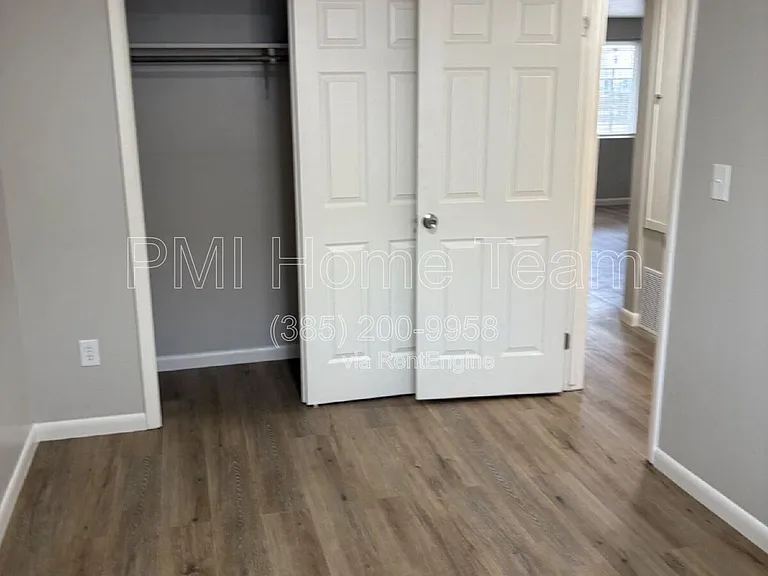 3476 Brinker Ave #8 — Photo 10