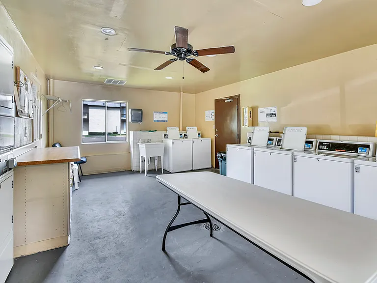 4215 E Bay Dr #1805E — Photo 37