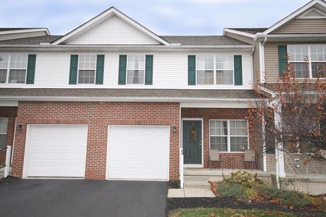 1st image of 685 Wilke Pl
