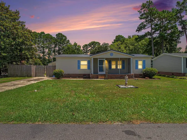 3233 Lyndon Dr., Little River, SC 29566