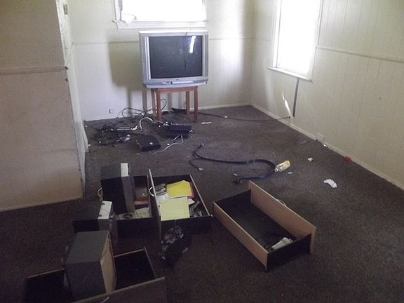 3rd image of 9112 Marshall Ave