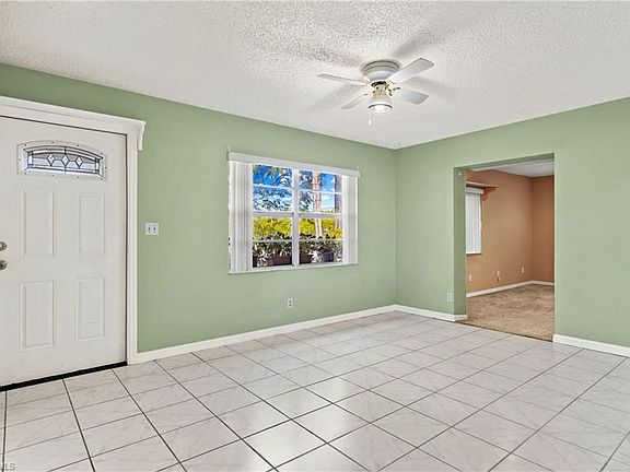 4th image of 203 Lincoln Blvd