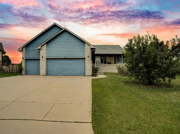 2326 S Upland Hills Ct, Wichita, KS 67235