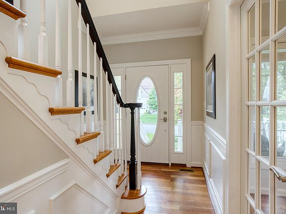 5th image of 2215 Glenheather Dr