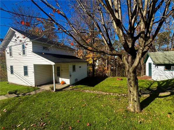 21 E Main St, Marathon, NY 13803