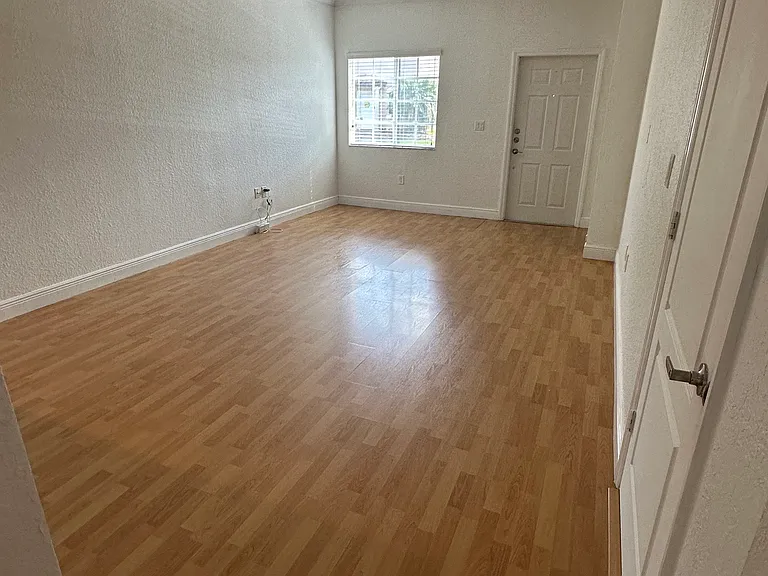 17066 SW 138th Ct — Photo 11