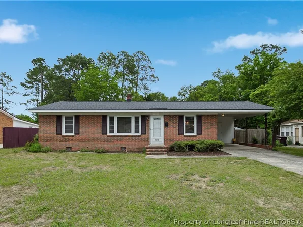 1913 Wayne Ln, Fayetteville, NC 28304