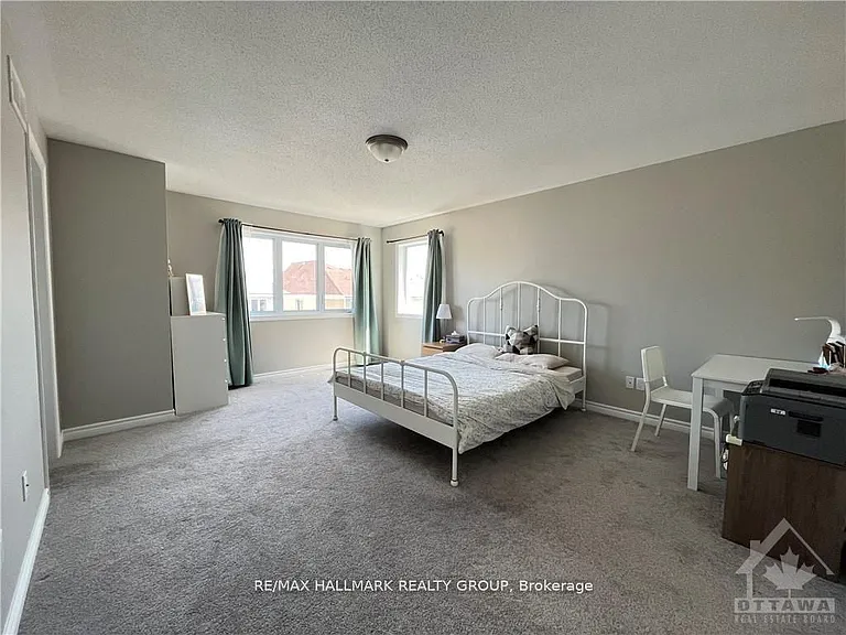 110 Garrity Cres — Photo 10