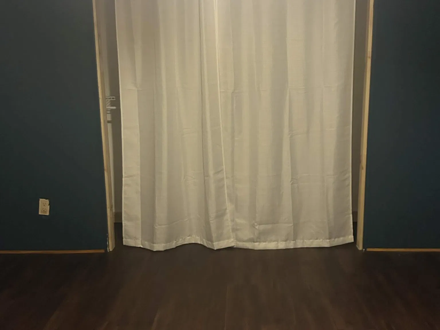2 bed, 12 sqft, $900 — Photo 3