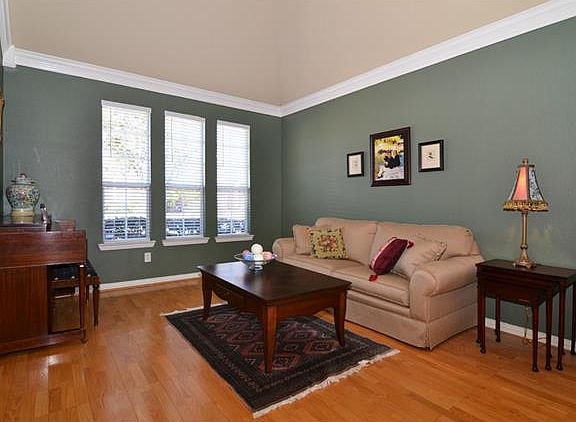 3rd image of 4316 Orchard Gate Dr