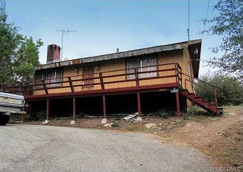 1st image of 40015 Hillcrest Dr