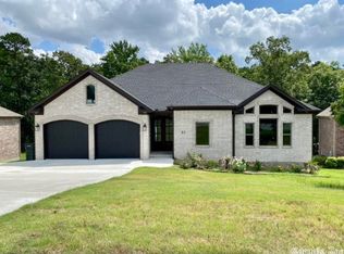 37 Marchwood Cv, Little Rock, AR 72210