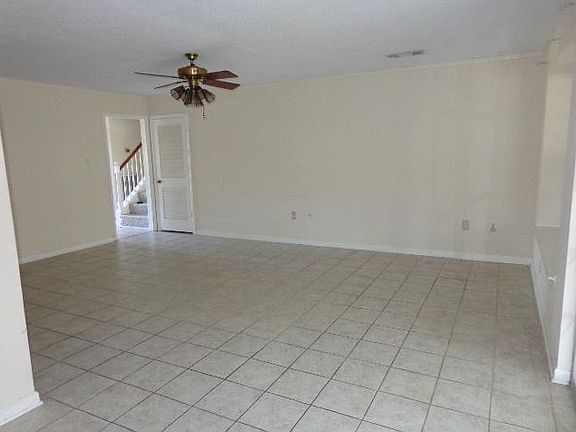 5th image of 4013 Cleary Ave