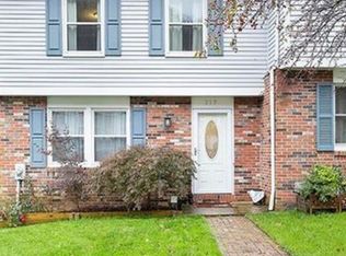 217 Shady Ridge Dr, Monroeville, PA 15146