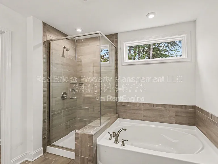 15020 Sycamore Crossing Ct — Photo 25