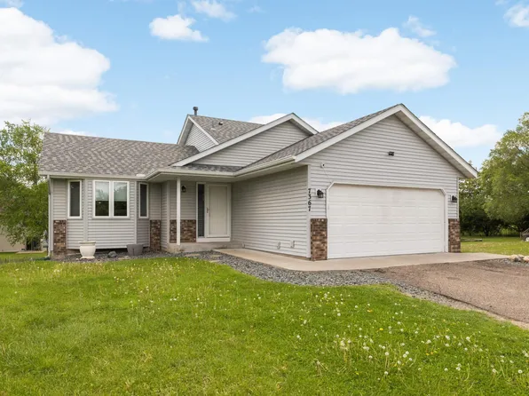 7367 53rd St N, Oakdale, MN 55128