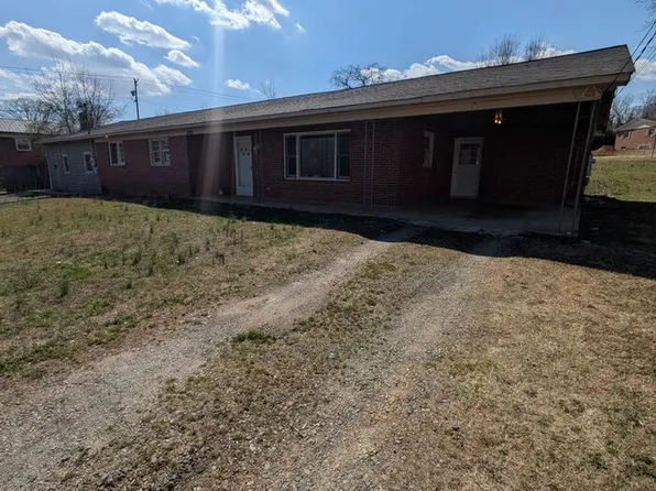 2842 Dale St #A, Morganton, NC 28655