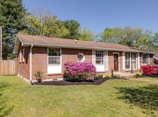 7005 Bonnalake Dr, Hermitage, TN 37076