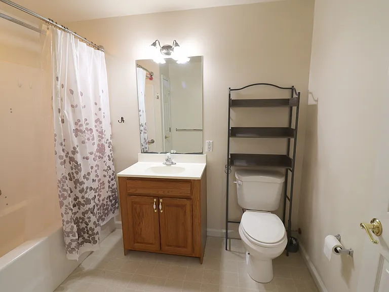 88 Oriole Dr — Photo 12
