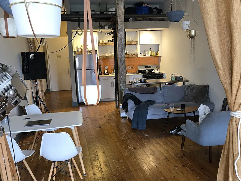 294 Graham Ave #2F — Photo 4