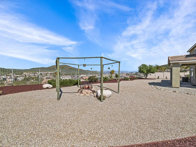35178 Fennel Ln — Photo 27