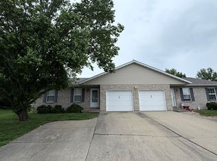 806 Mahala Dr, Waterloo, IL 62298