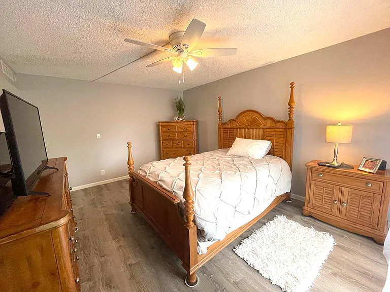 1714 Consulate Pl #101 — Photo 10