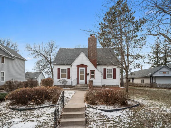 107 Vine St S, Mora, MN 55051