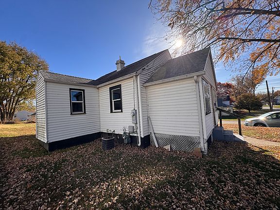3rd image of 227 Avenue D