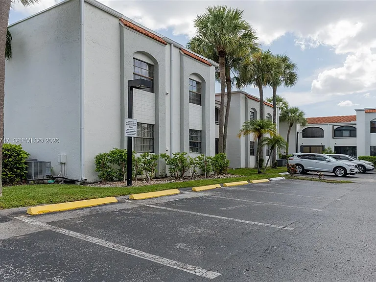 3571 Magellan Cir #3434 — Photo 41