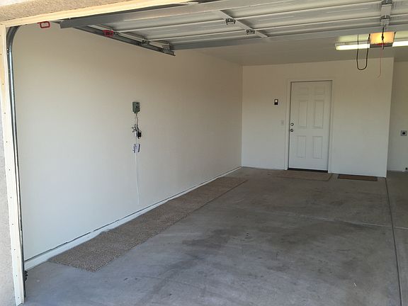 4th image of 2046 E Sundance Dr