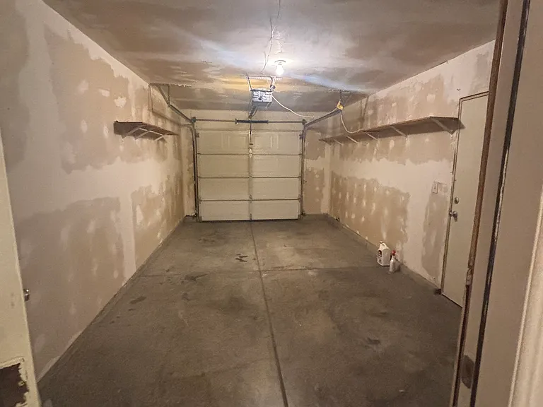 704 Illinois Ave — Photo 10