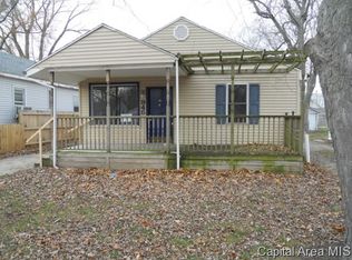 945 Indiana Ave, Springfield, IL 62702