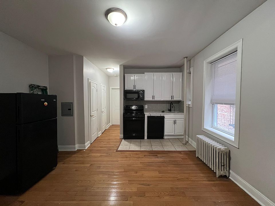 2nd image of 130 Corbin Ave APT 301